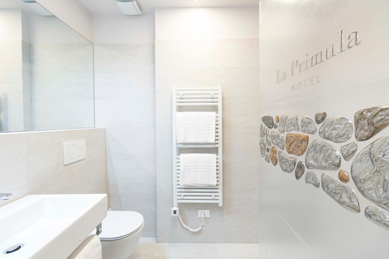 Hotel La Primula San Quirino Екстериор снимка